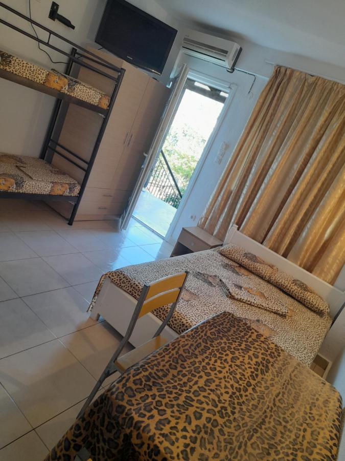 Villa Leopard 斯塔夫罗斯 外观 照片